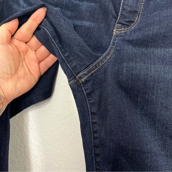 Democracy Skinny Dark Wash size 14 Control top Booty lifting denim - Picture 3 of 8